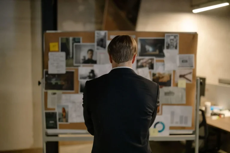 Inteligência de mercado e pesquisa de mercado: qual a diferença para empresas B2B?
